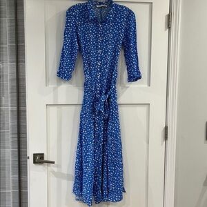 Zara Blue and White Half Sleeve Long Dress Size Medium